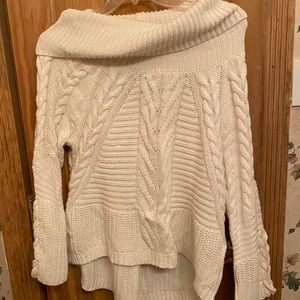 BARELY WORN White Express Sweater